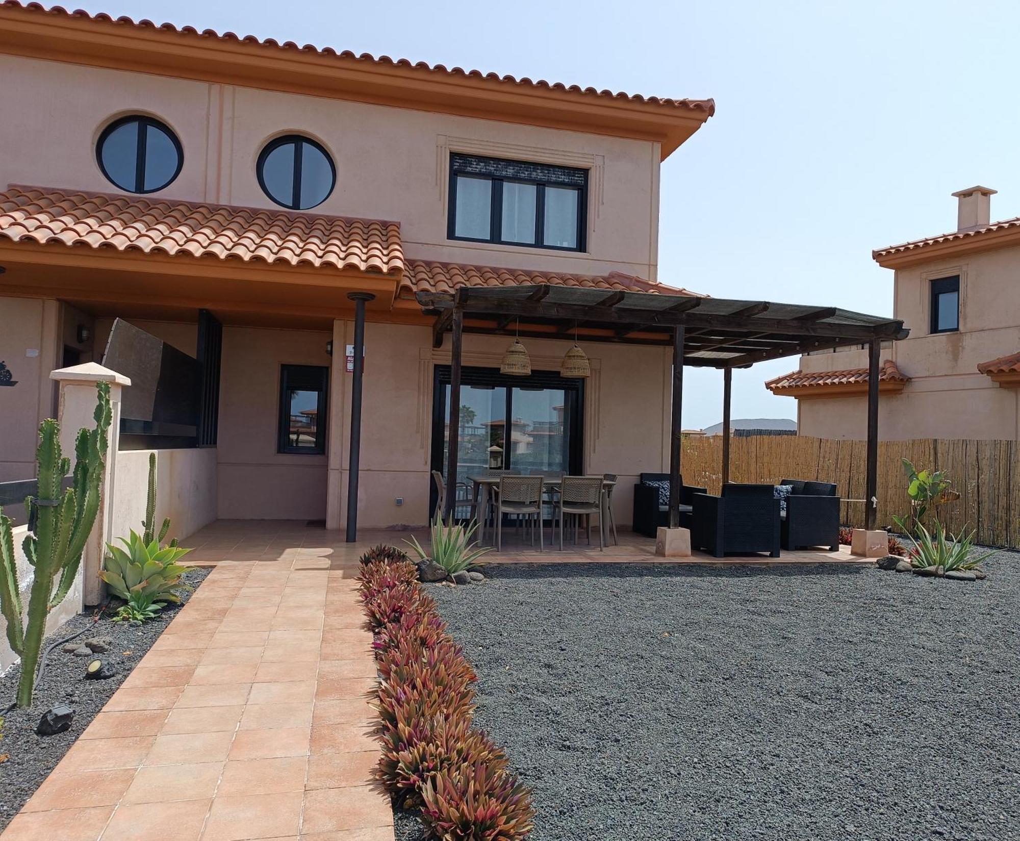 Un Oasis De Bienestar Villa ลาคาเรส ภายนอก รูปภาพ